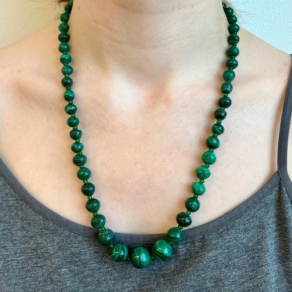 Natural Green Malachite Graduated Stone Bead Necklaces-Vintage - Picture 4 of 6